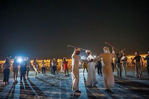 Al Marmoom Oasis Bedouin Tent Experience