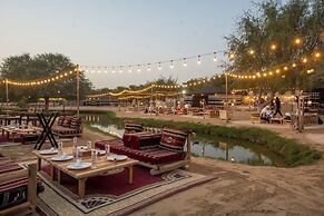 Al Marmoom Oasis Bedouin Tent Experience