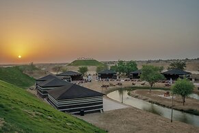 Al Marmoom Oasis Bedouin Tent Experience