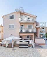 Apartment in Vodice for 5 Guests
