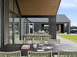 5 Star Holiday Home in Bogense