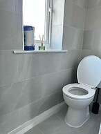 Hartlepool-3 bd House-sleeps5-free Parking&netflix
