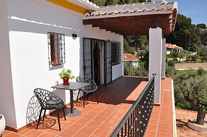 Villa El Dorado B&B and Wellness