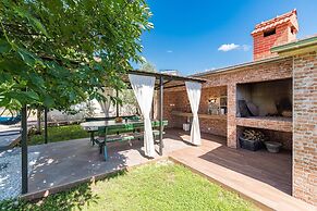Villa Near Krka With Private Pool
