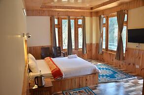 Limbo Cafe & Rooms