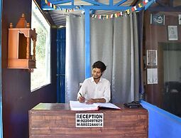 Limbo Cafe & Rooms