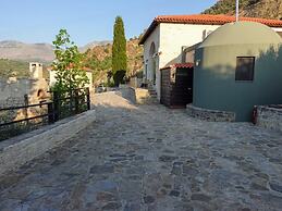 ReCrete - Retreat in Crete