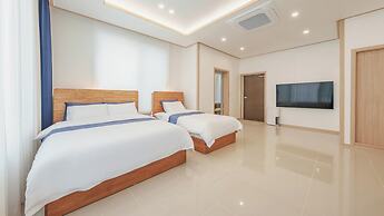 Gapyeong Reflex Pool Villa Pension