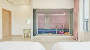Gapyeong Reflex Pool Villa Pension