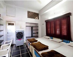 Hotel Ramnivas Hotel-Restaurant Udaipur