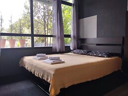 Mona Lisa Guest House