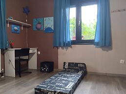 Mona Lisa Guest House