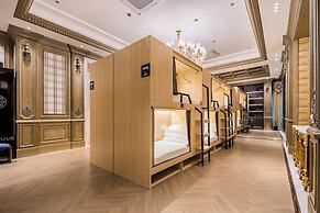 Paris Hotel
