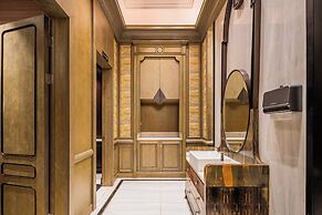 Paris Hotel