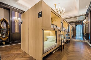 Paris Hotel