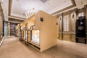 Paris Hotel