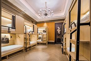 Paris Hotel