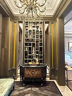 Paris Hotel