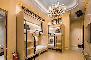 Paris Hotel