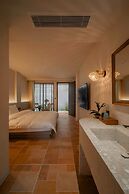 Cloud 9 Hotel