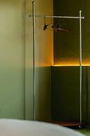 Cloud 9 Hotel