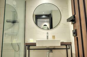 Aste Hotel