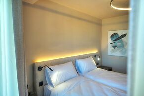 Aste Hotel