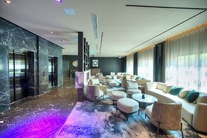 Aste Hotel