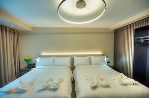 Aste Hotel