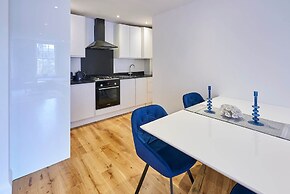 Host Stay Eton House