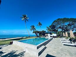 Sublime Tahiti Beach Retreat