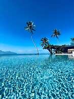 Sublime Tahiti Beach Retreat