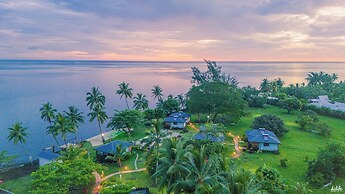 Sublime Tahiti Beach Retreat
