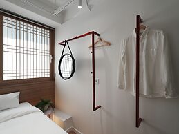 The Road Minihotel