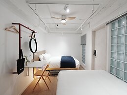 The Road Minihotel