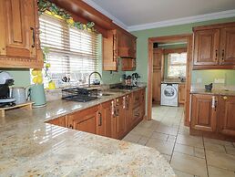 Donagh Cross Town House