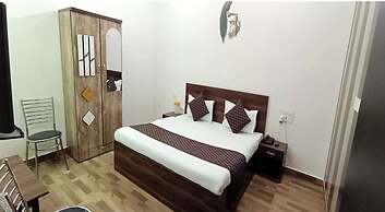 Hotel The NV Grand Palace Vrindavan