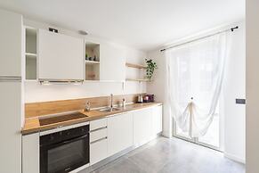 KHL apartments