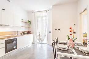 KHL apartments