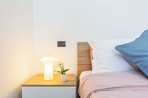 KHL apartments