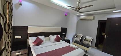 Royal Inn