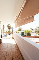 Ocean Nomads Hostel