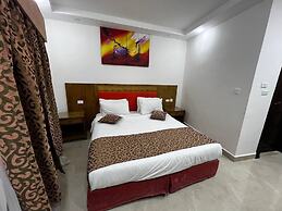 Petra Rocks Hotel