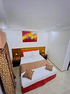 Petra Rocks Hotel