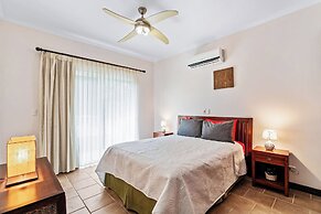 3-BD Beauty with Pool Near Beach