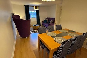 2 Bed-sleeps 3-parking-town Centre
