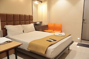 Hotel Sapphire Inn