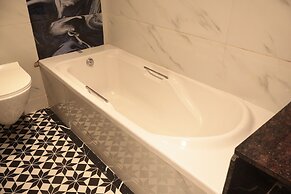 Hotel Sapphire Inn