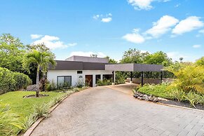 Villa with Minimalist Design & Scenic Deck with Private Infinity Pool 