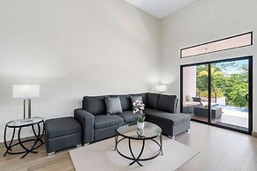 Villa with Minimalist Design & Scenic Deck with Private Infinity Pool 